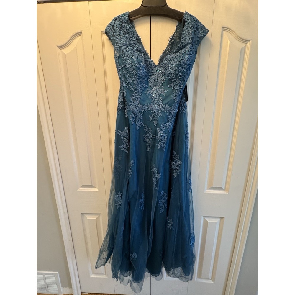 La Femme Teal Blue 26942 Embellished Tulle & Lace A-Line Gown Size 14 NWT $598